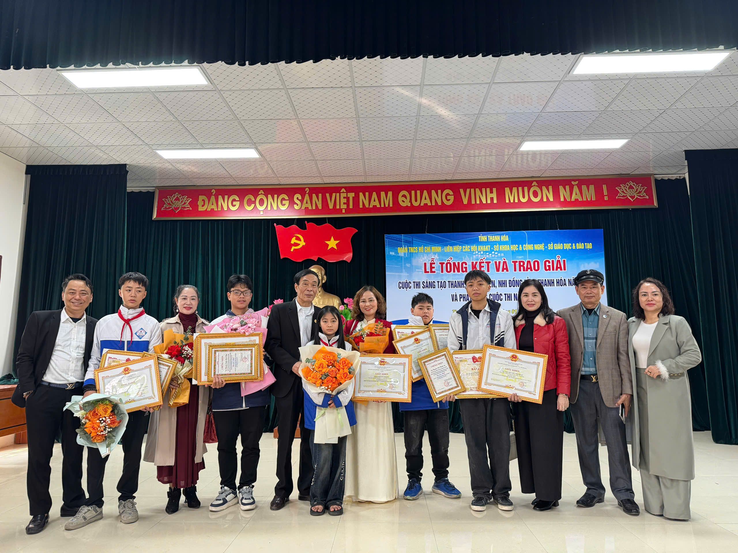 Giải Vàng: Hội chợ Sáng chế Quốc tế Seoul (SIIF) 2025.